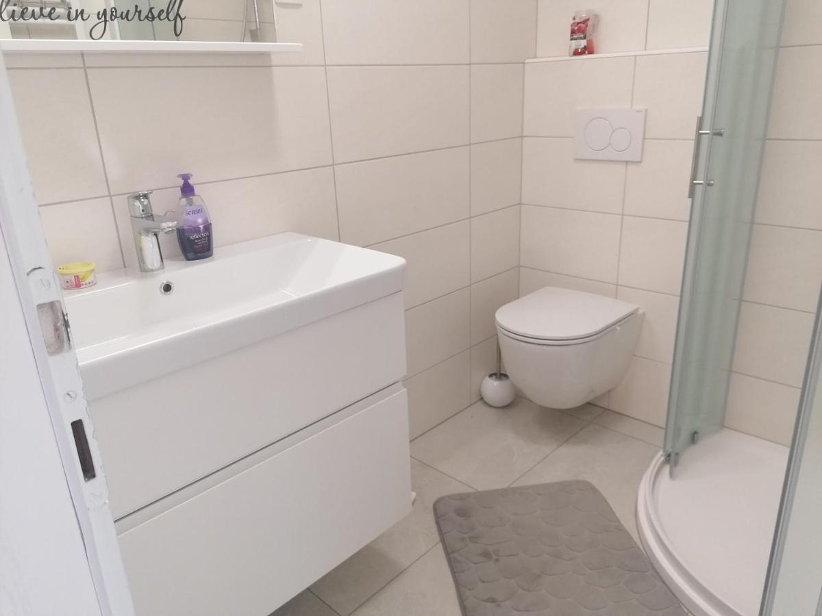 Apartmaji Valter Srpenica Exteriér fotografie