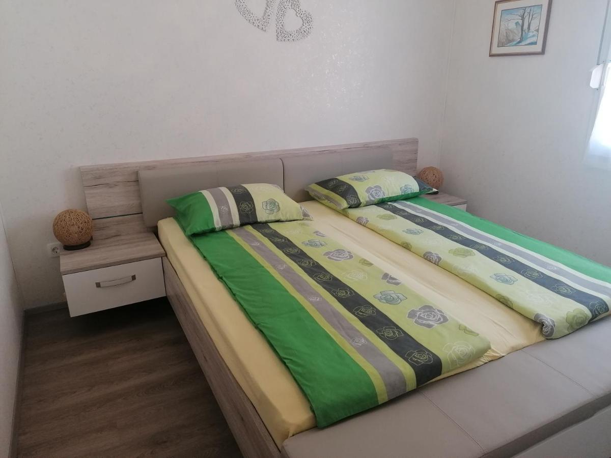 Apartmaji Valter Srpenica Exteriér fotografie